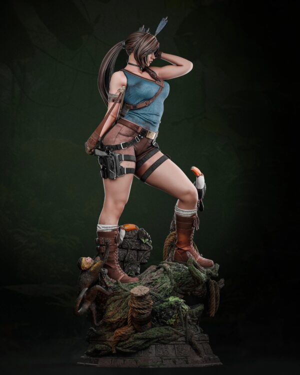 Lara Croft - Image 11