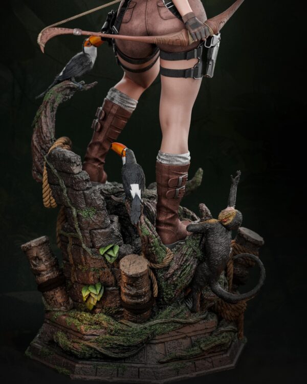 Lara Croft - Image 8